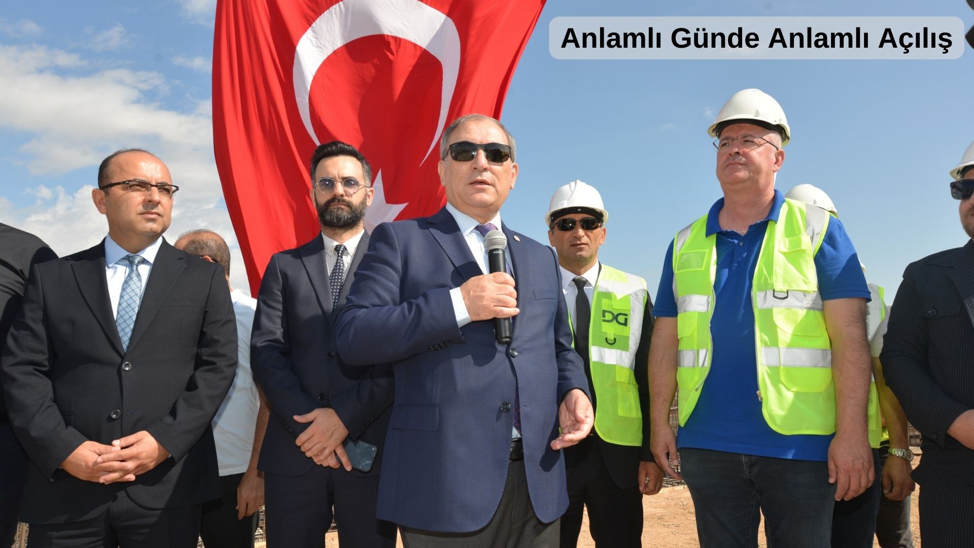 Anlamlı Günde Anlamlı Açılış